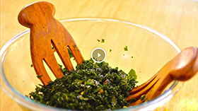 Mediterranean-Kale-Salad-Grokker-Leah-Putnam_W280H157